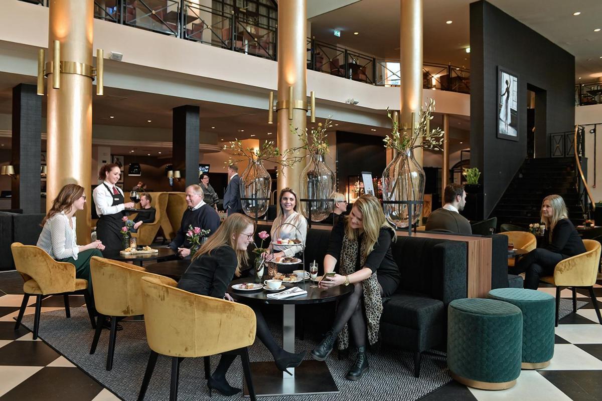 Van Der Valk Theaterhotel อัลเมโล ภายนอก รูปภาพ