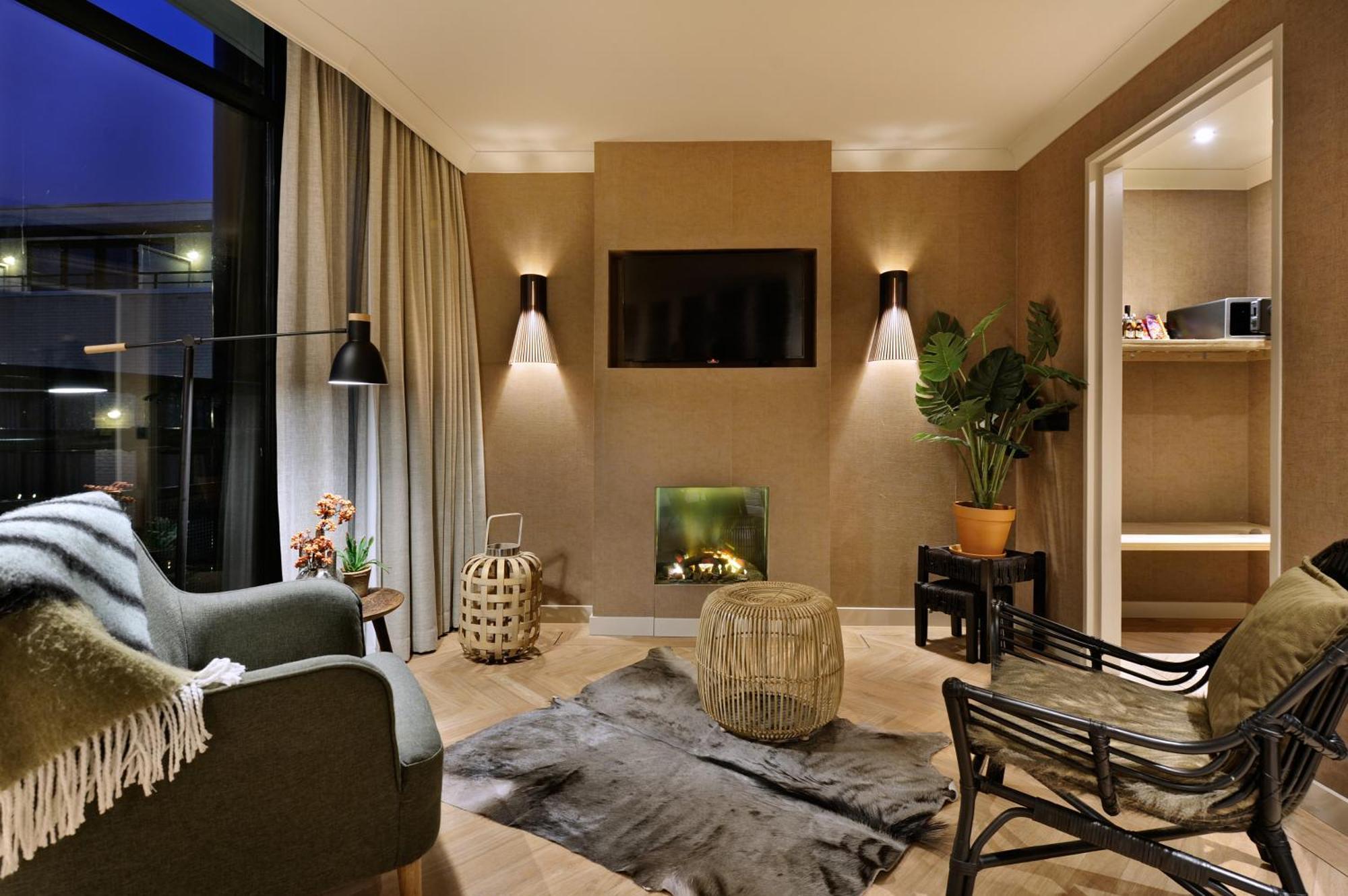 Van Der Valk Theaterhotel อัลเมโล ภายนอก รูปภาพ